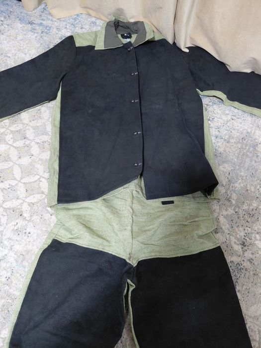 Продам новую сварочную робу