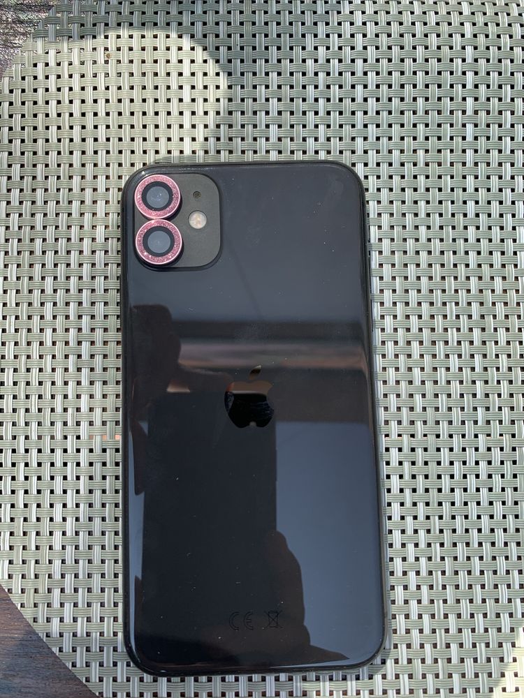 Iphone 11 с гаранция една седмица