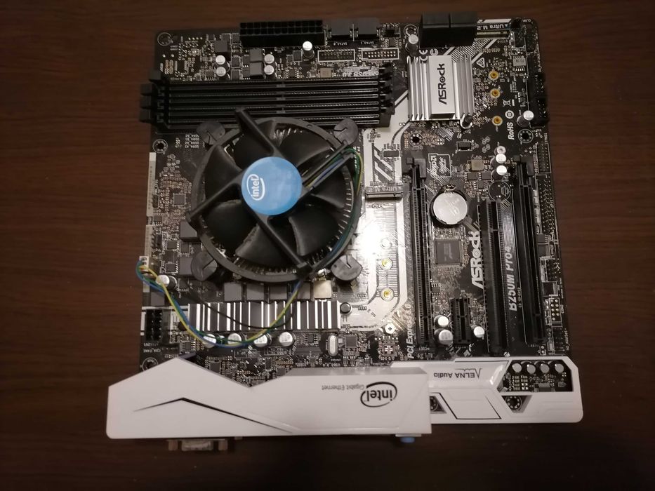 Asrock B250M Pro4 + G4400