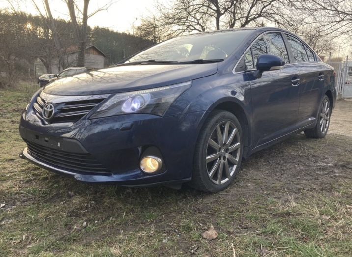 Тойота Авенсис Седан/Toyota Avensis T27 2.2D-CAT 150кс. 2014г