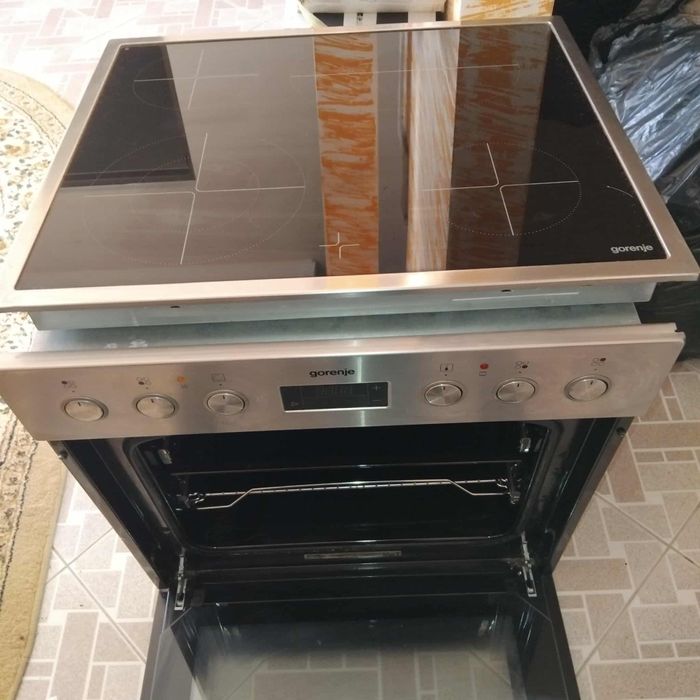 Cuptor cu plita electrica incorporabil