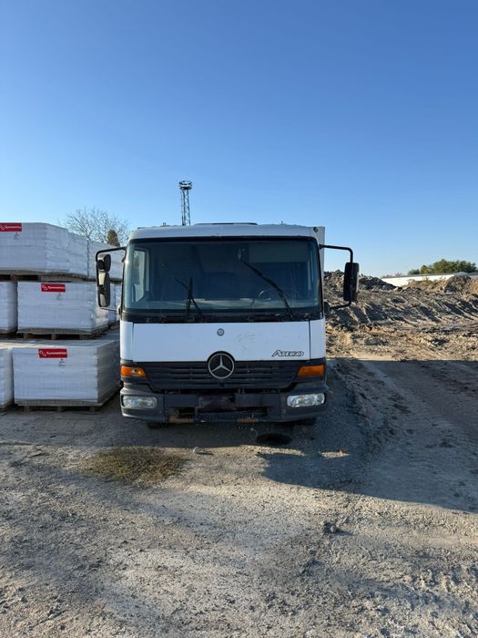 Mercedes Atego 815