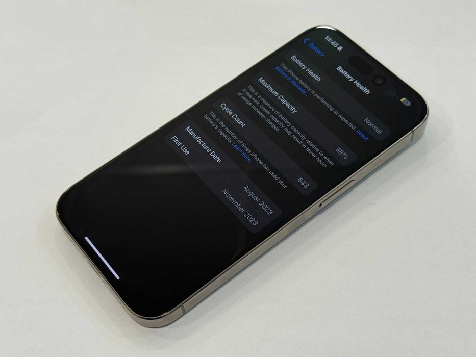 iPhone 15 Pro 128GB -Natural Titanium