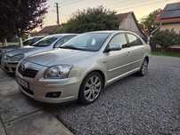 Toyota Avensis ...