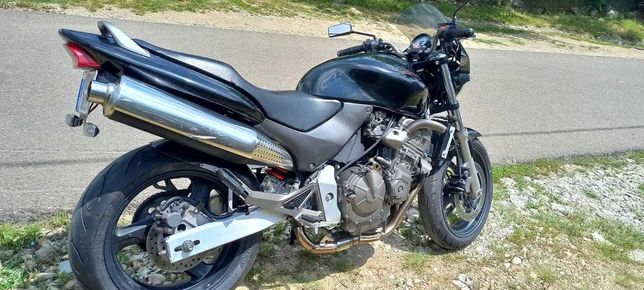 De vânzare motocicletă  HONDA HORNET 600 cc