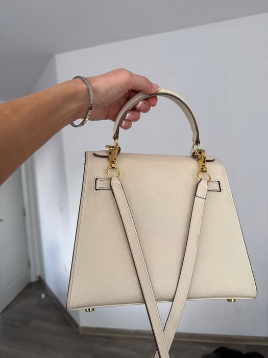 Чанта Kelly бяла промо цена 140