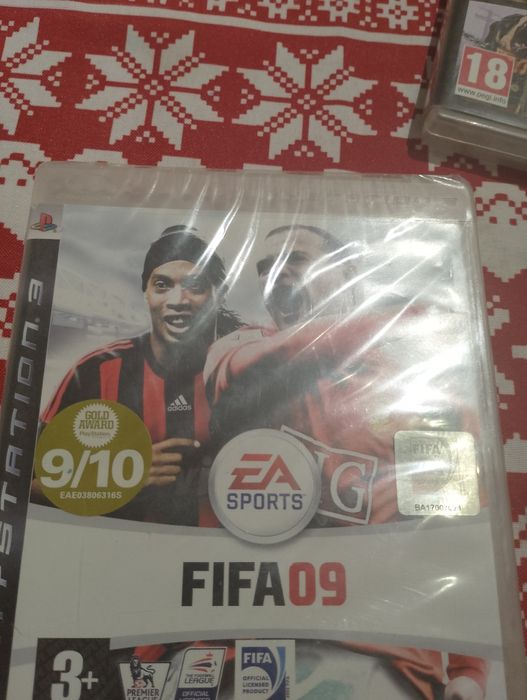 Vand FIFA 09 și GTA 5