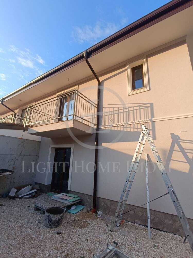 Продава се Къща в с. Марково, Област Пловдив - 192 кв.м за 1214 €/кв.м - Снимка #2