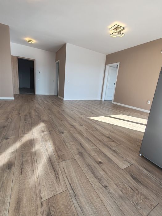Închiriez apartament 2 camere zona oncos floresti