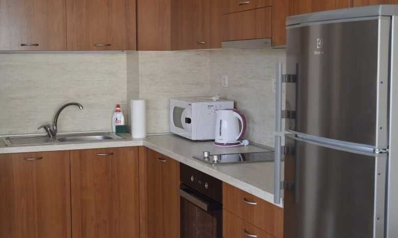 Дава се под наем Двустаен апартамент в София, Студентски град - 60 кв.м за 700 € - Снимка #1