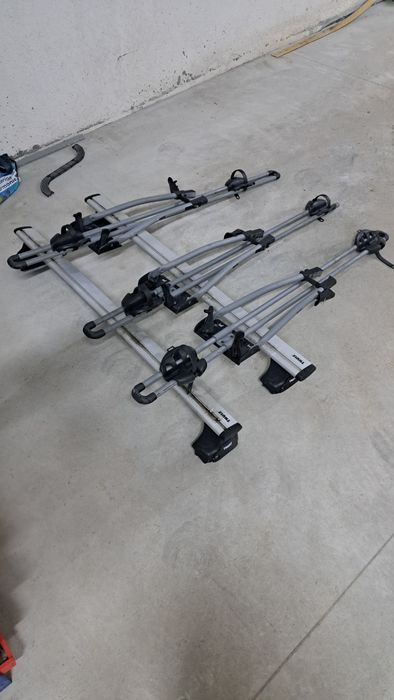 Bare portbagaj Thule + 3 suporti biciclete