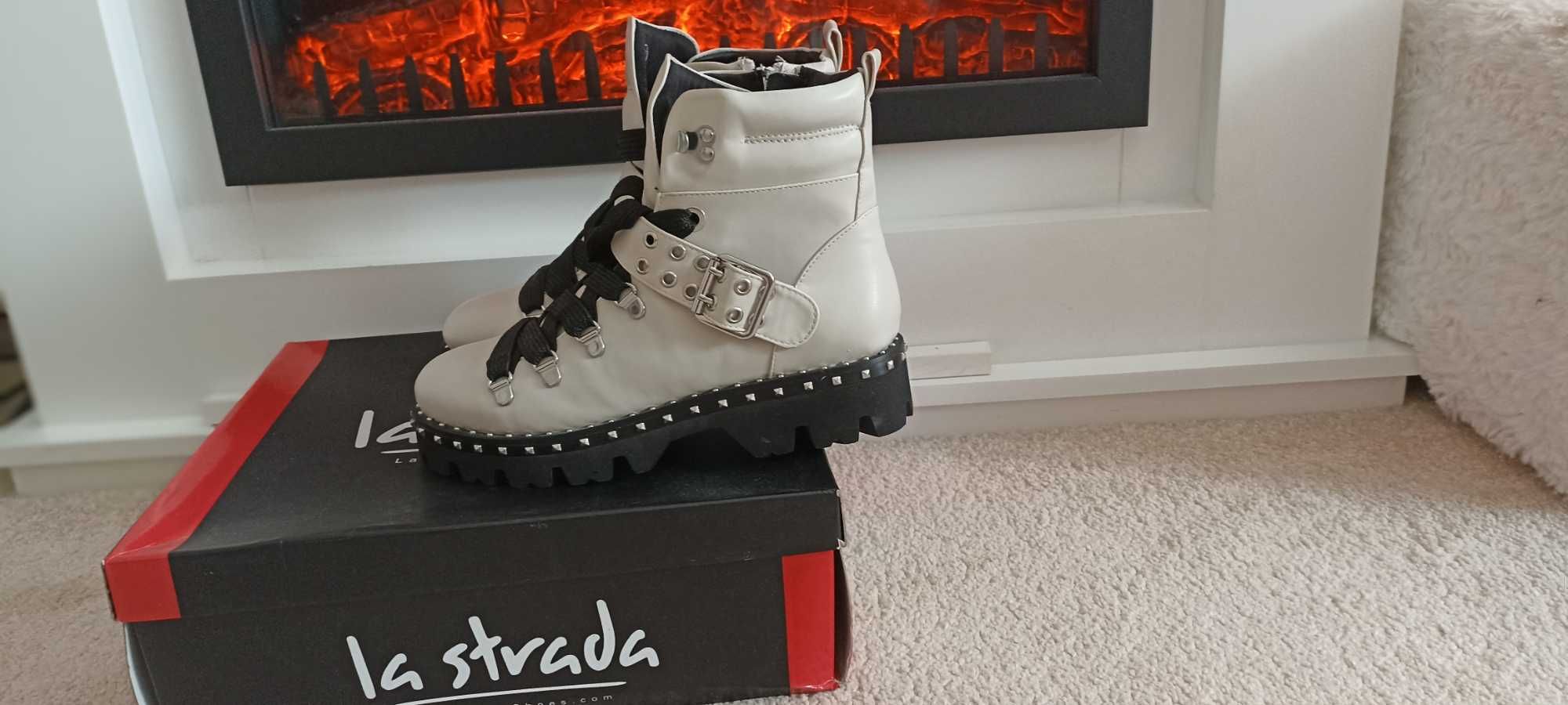 Ghete dama "La Strada "mărimea 37