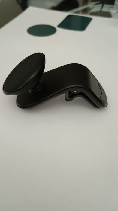 Магнитен автомобилен държач за телефон