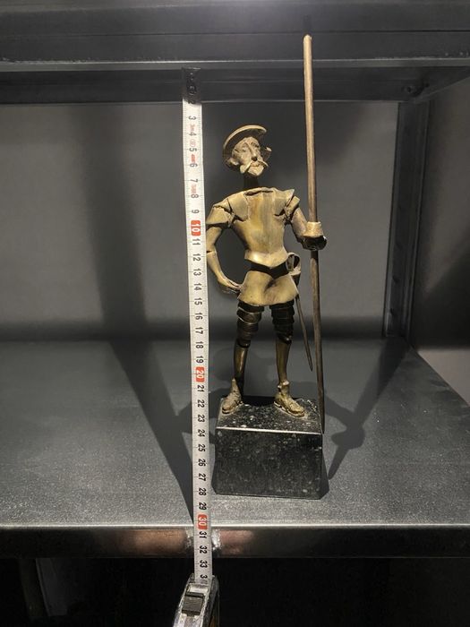 Дон Кихот бронз