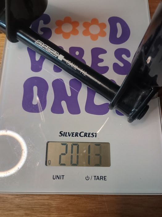 Въздушна вилка sr suntour raidon