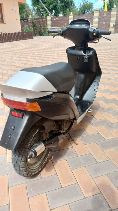 Vând scuter 50cc 2t cu acte!