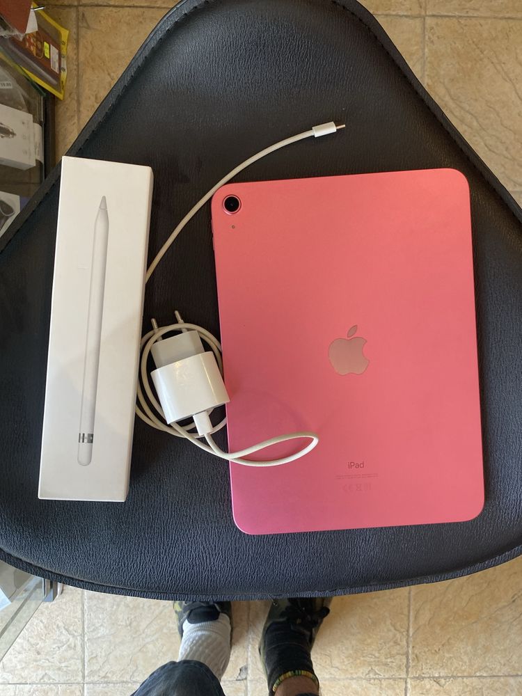Ipad 10th gen 256gb/Apple Pencil и Зарядно