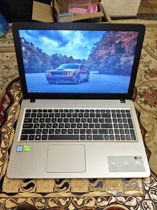 Ноутбук Lenovo Core i3 8130