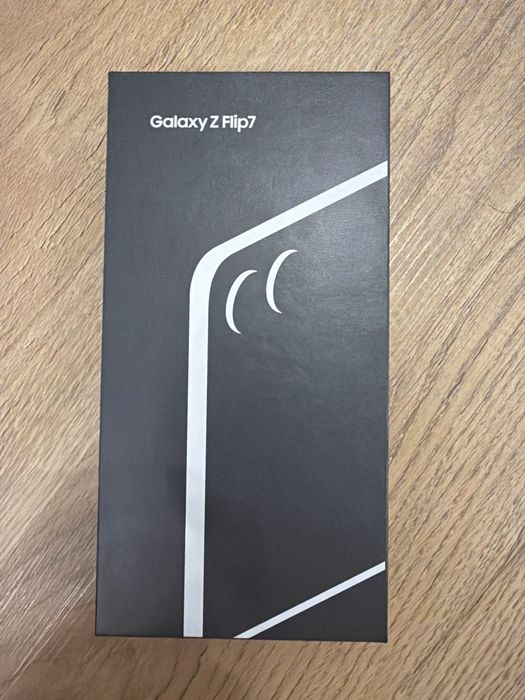 Samsung Galaxy Z Flip 7