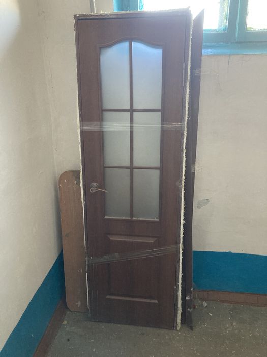 Межкомнатная дверь б/у