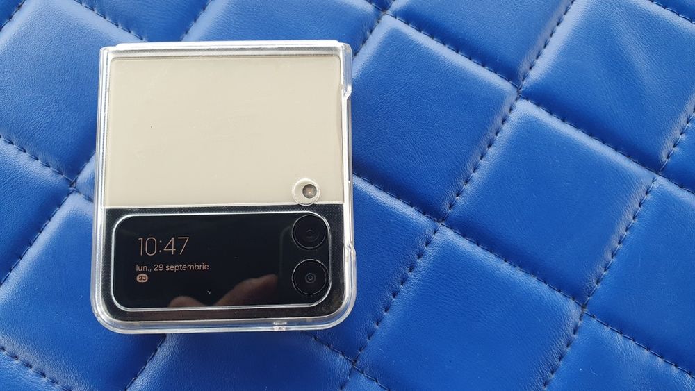 Samsung galaxi z flip 3 256gb 8gbRam