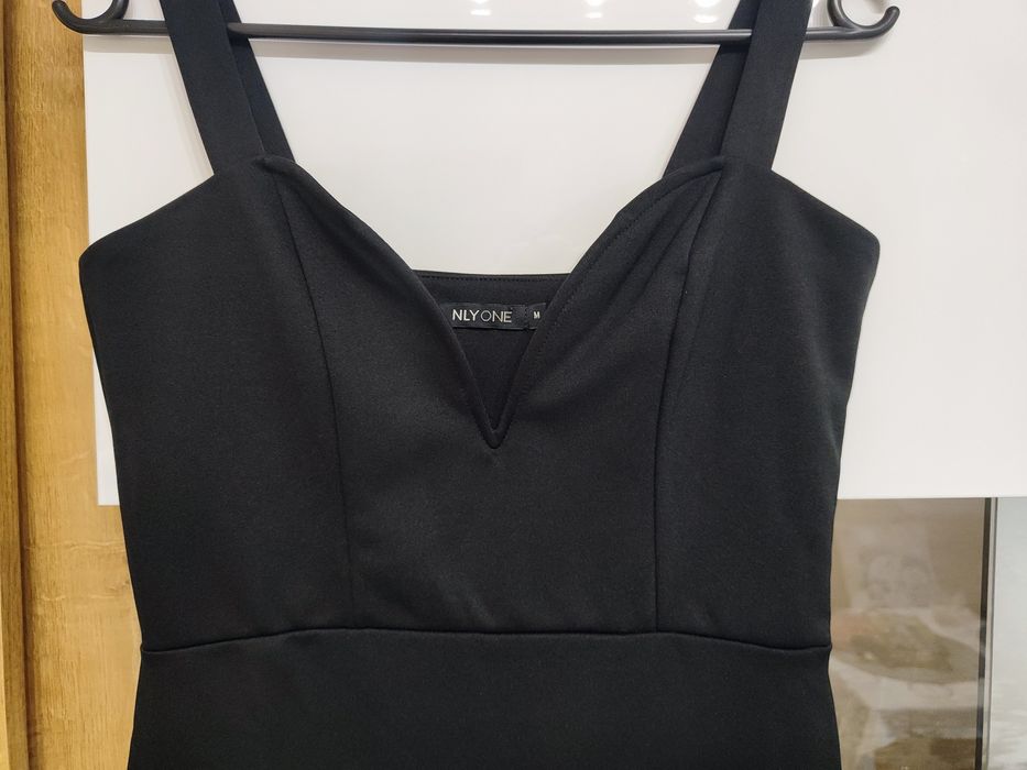 Официална рокля NLY One рр С