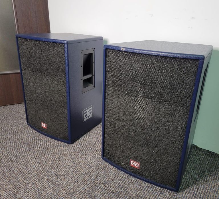 Boxe pasive cu stație