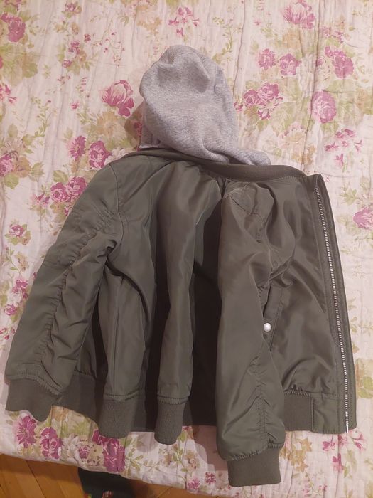Geaca H&M baieti mărimea 98-104