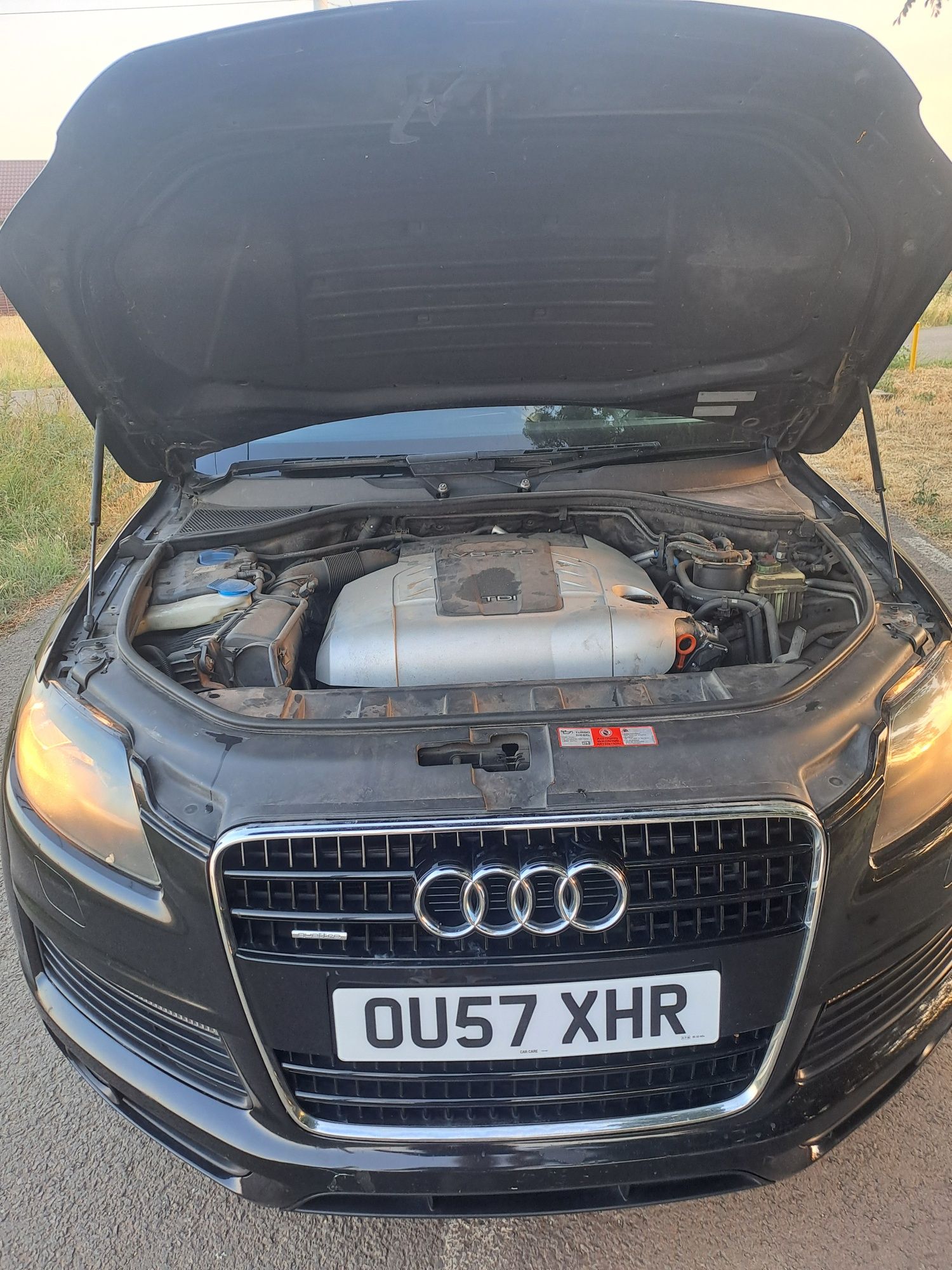 Vând Motor Audi Q7  3.0 Tdi BUG