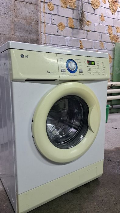 Продам стиральную машинку Lg