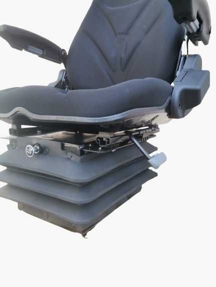 Scaun tip Grammer Material textil Pneumatic