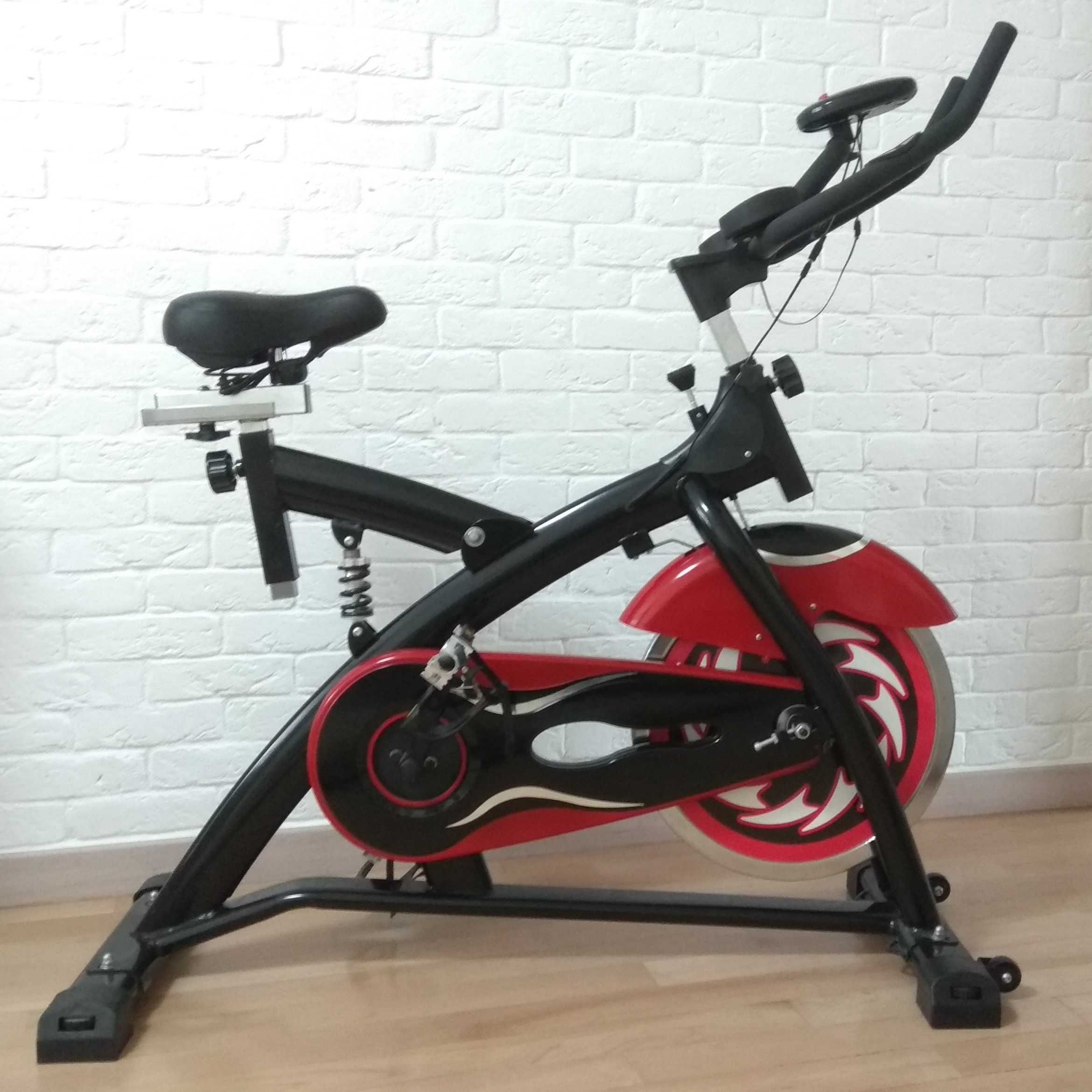 Велотренажер (SpinBike)