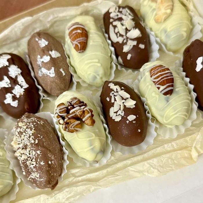 Королевские финики в темперированном бельгийским шоколаде