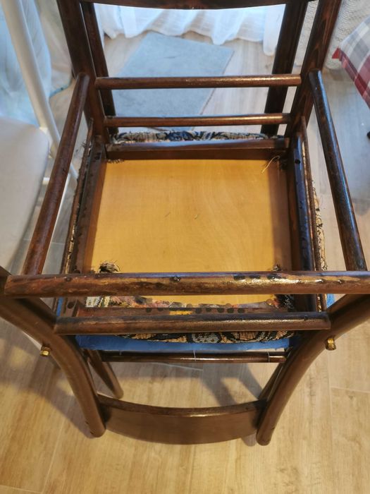 Подарявам столове