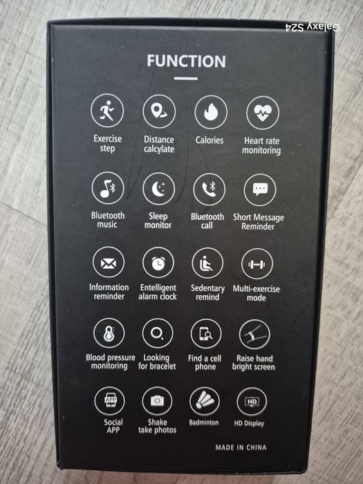 Чисто нов Смарт часовник