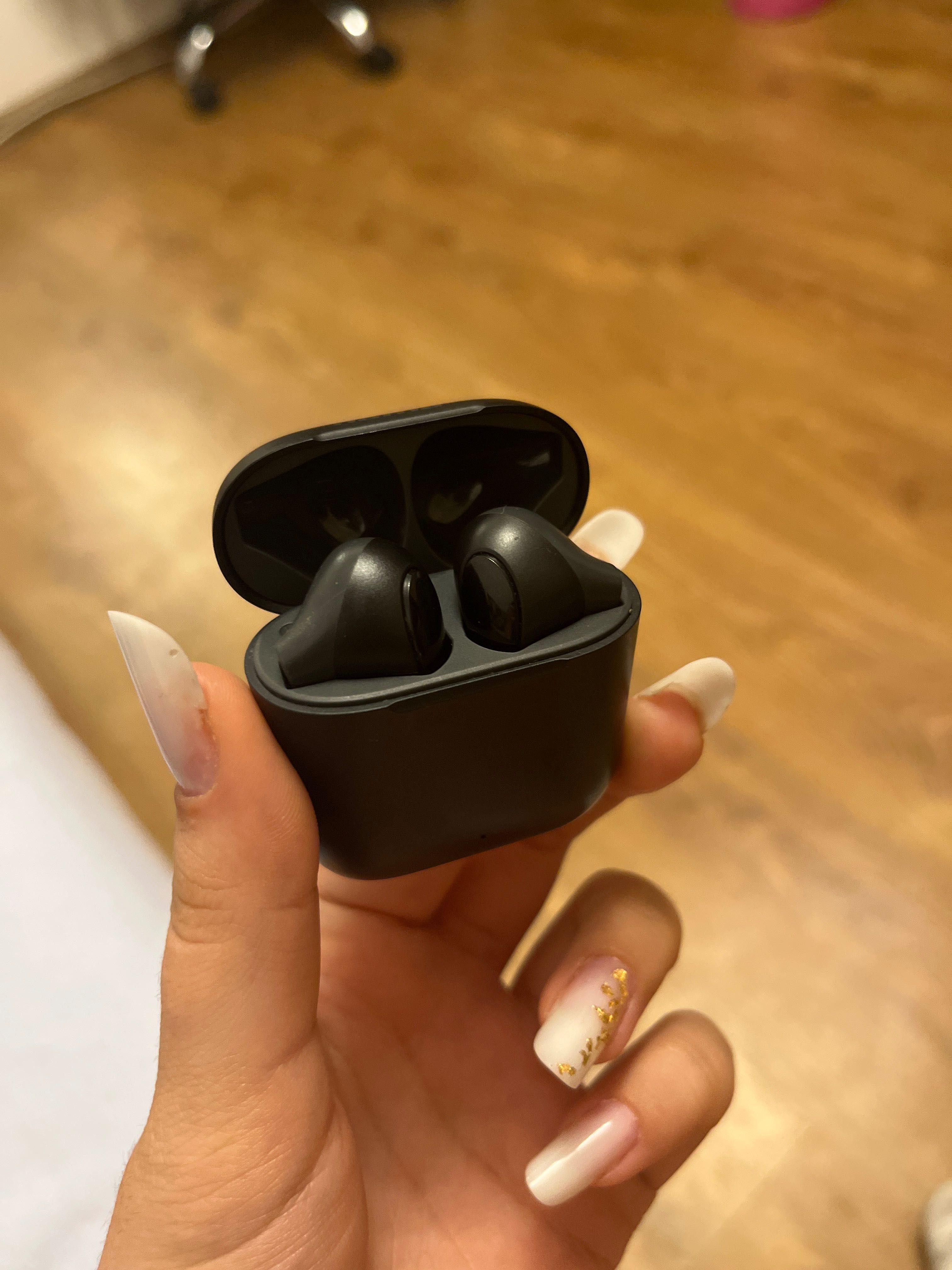 Vând Caști wireless