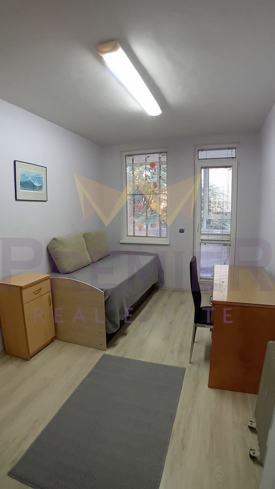 3-стаен в Варна-Общината площ 93 цена 1200