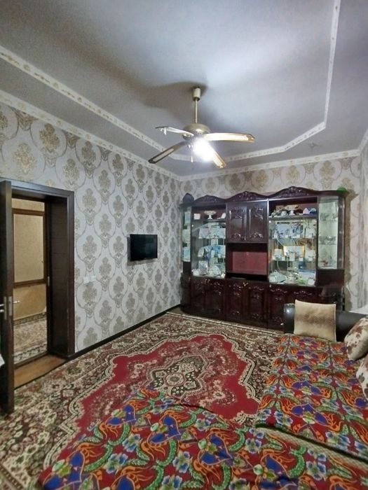 Sroʻchna sotiladi 3 soʻtix 5 hona