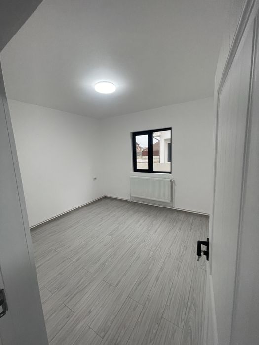 Vând Casa in Navodari Zona Kaufland Strada Stadionului .