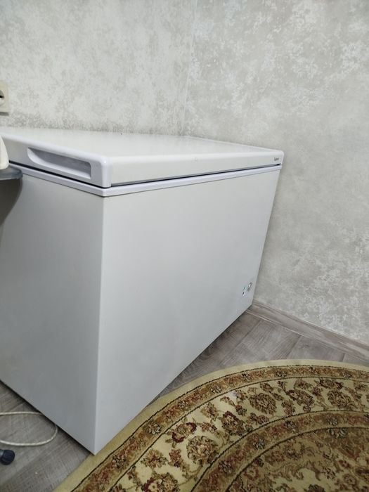 Продам морозильную камеру