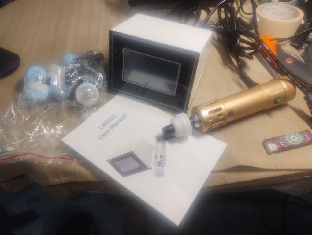 Shock Wave Machine, професионална екстракорпорална машина за ударни въ