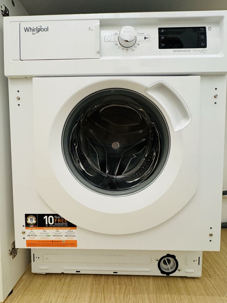 Пералня за вграждане Whirlpool
