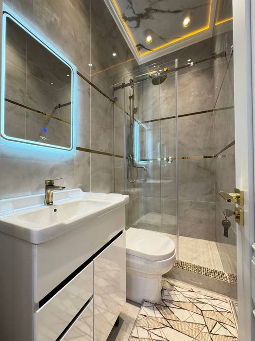 Срочна продаётся квартира метро новза новостиройка