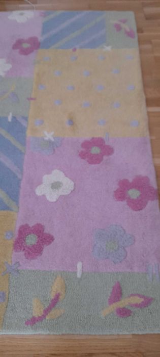 Covor de lana pentru camera fata, 90 x 120 - disponibile 2 buc.