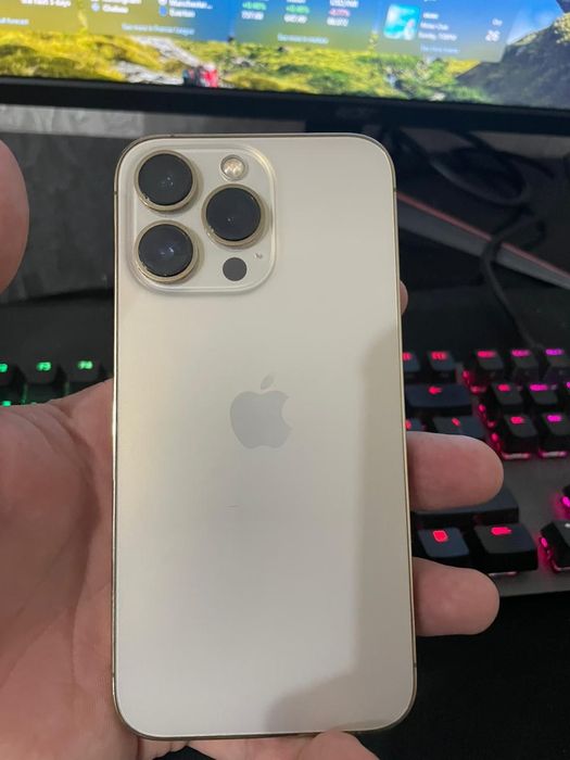 Продам iphone 13 pro