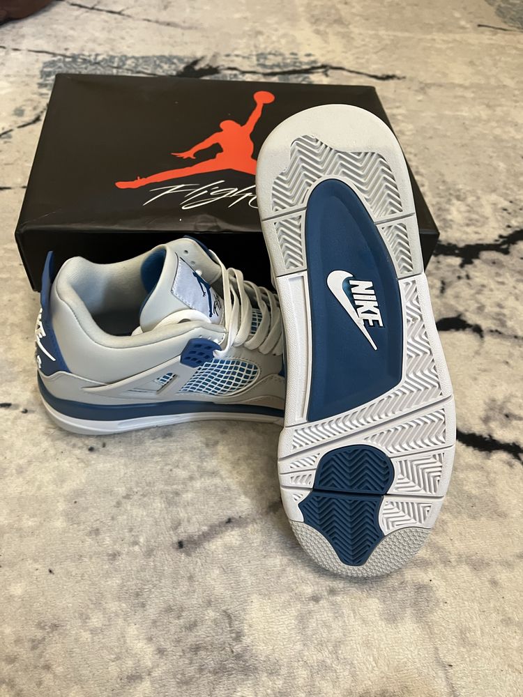 Jordan 4 “Military Blue”