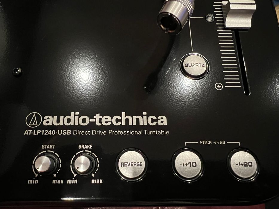 Audio Technica At Lp 1240 professional turntable
