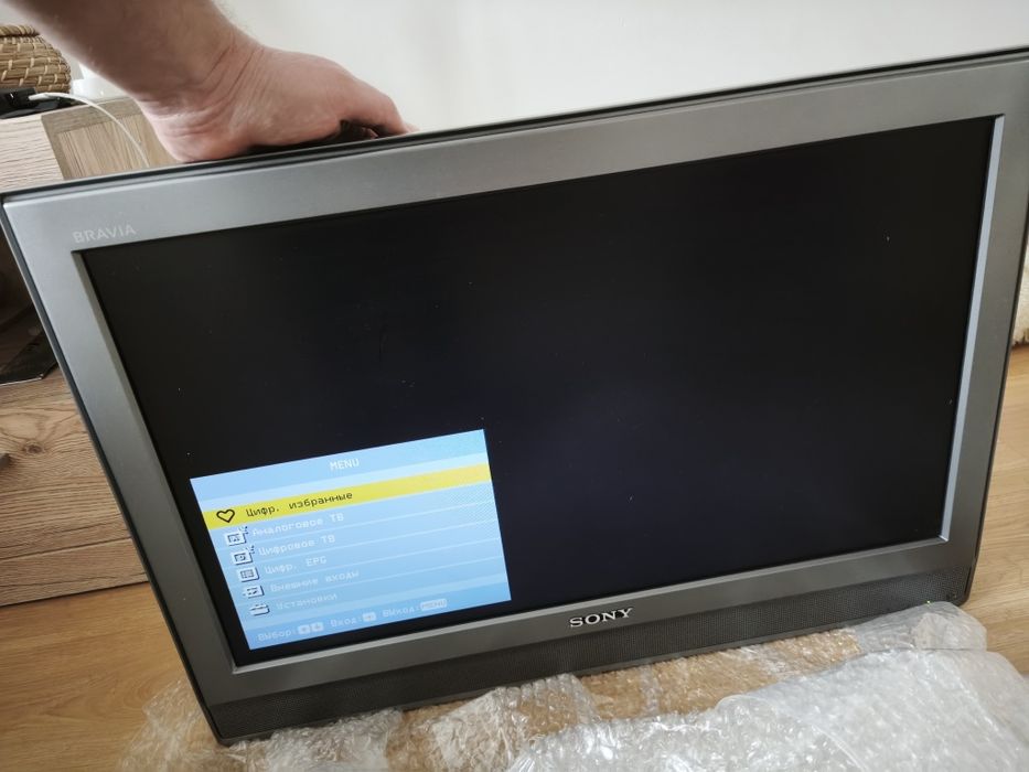 Телевизор Sony 27 диагональ (68 см) hd
