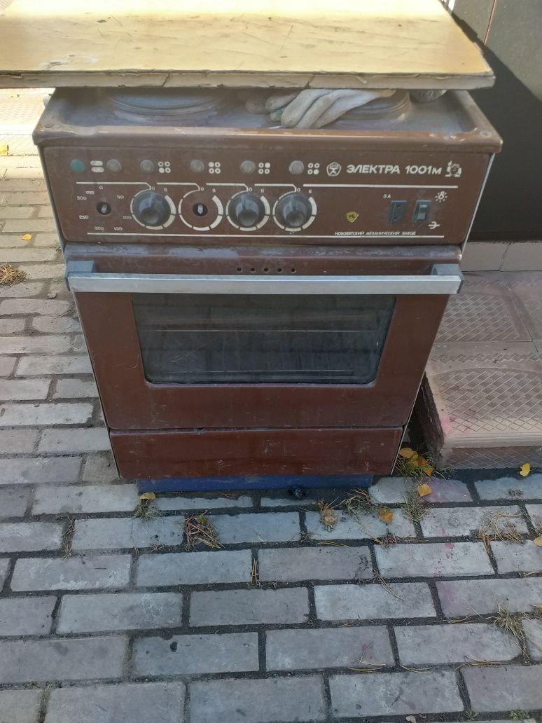 Продам электроплиту Электра