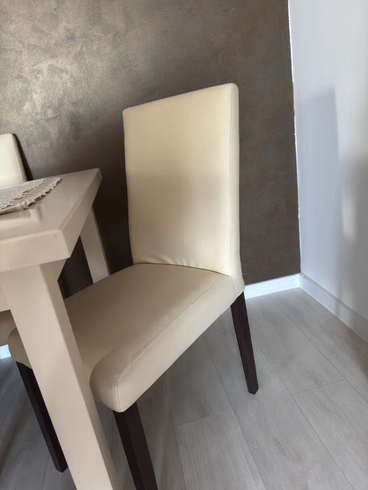 Masa MDF + 6 scaune piele ecologica